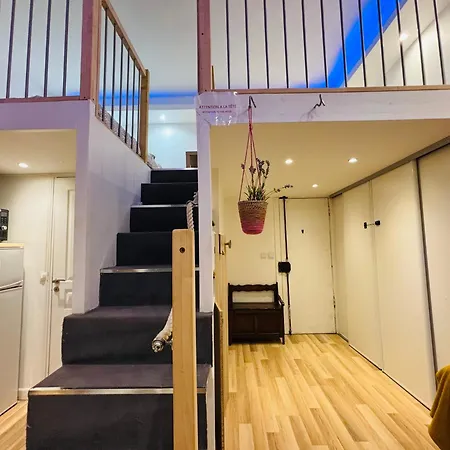 Cozy Loft Near The Marais District *