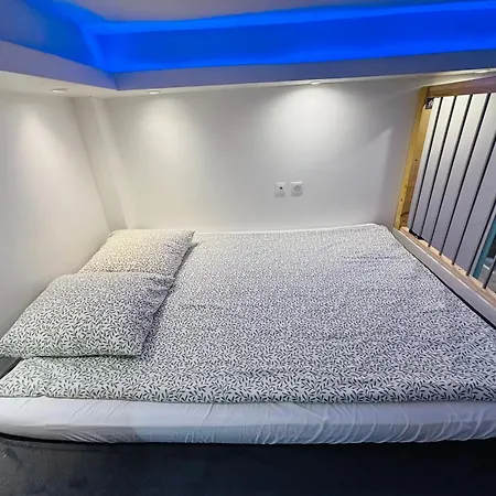 Cozy Loft Near The Marais District Daire Paris