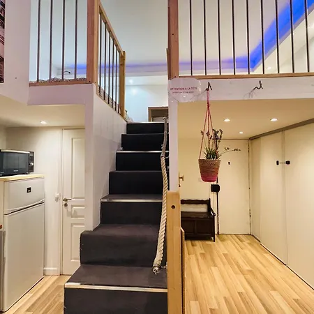 Daire Cozy Loft Near The Marais District